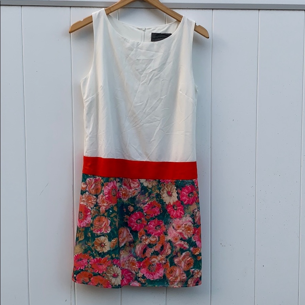 Anthropologie White Red Floral Shift Dress